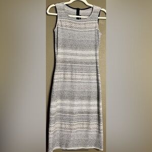 ST. JOHN Raya Knit White Shimmer Stripe Sleeveless Sheath Dress Women’s 2